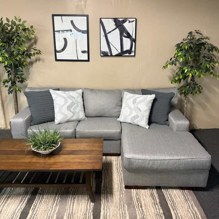 Sectional Sofa with Chaise