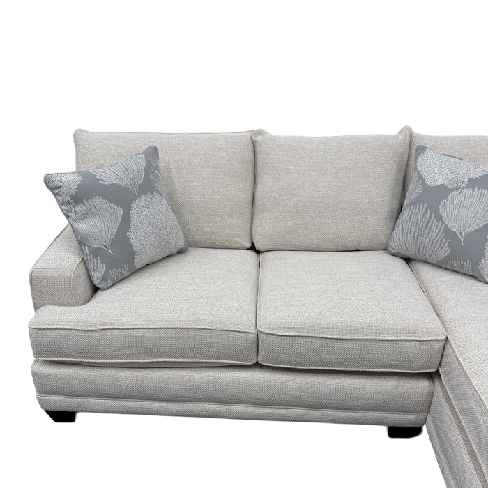 Kennedy Sectional with Right Facing Chaise in Ordona Linen