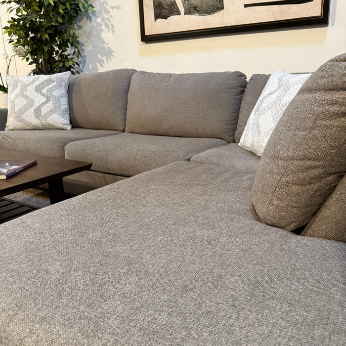 Sectional Sofa with Bumper Chaise