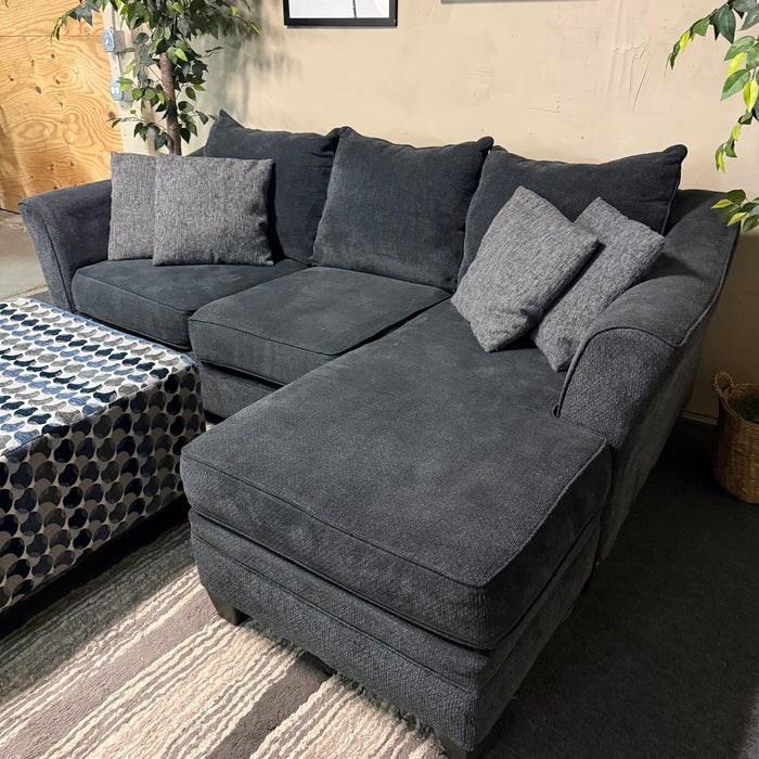 Sectional Sofa with Reversible Chaise and Ottoman
