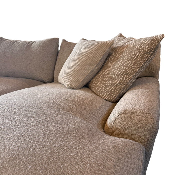 Nest Sectional with Right Chaise