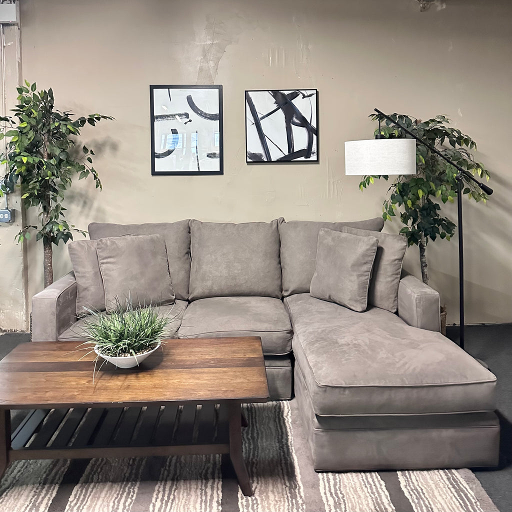 Refurbished Sofas & Sectionals — Comfy Living Chicago