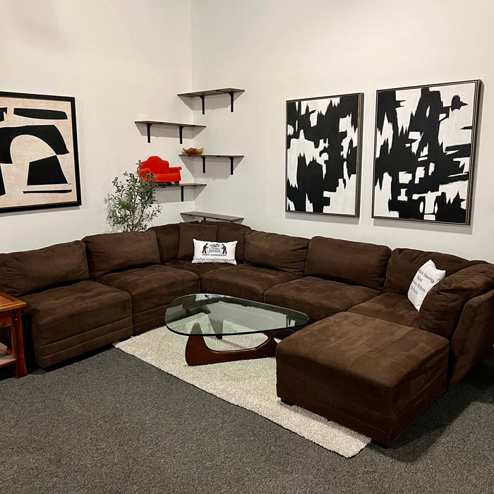 Large Thomasville Brown 7 Piece Modular Sectional Couch with Ottoman