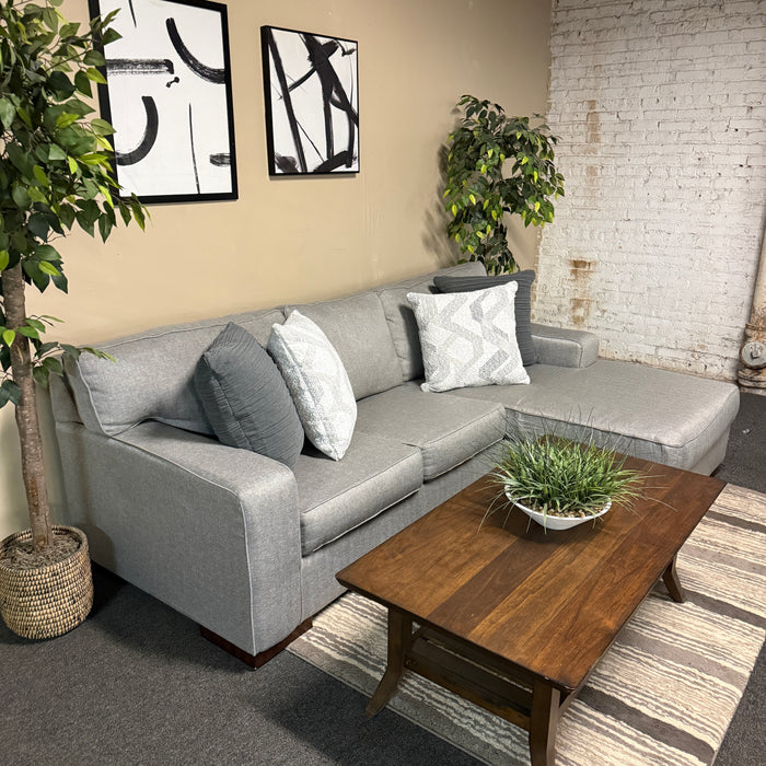 Sectional Sofa with Chaise