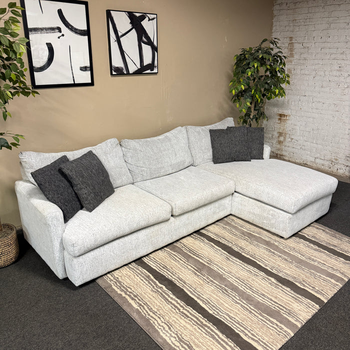 Sectional Sofa with Chaise