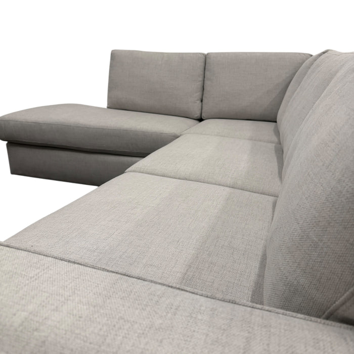 Newport Sectional with Bumper Chaise in Light Gray