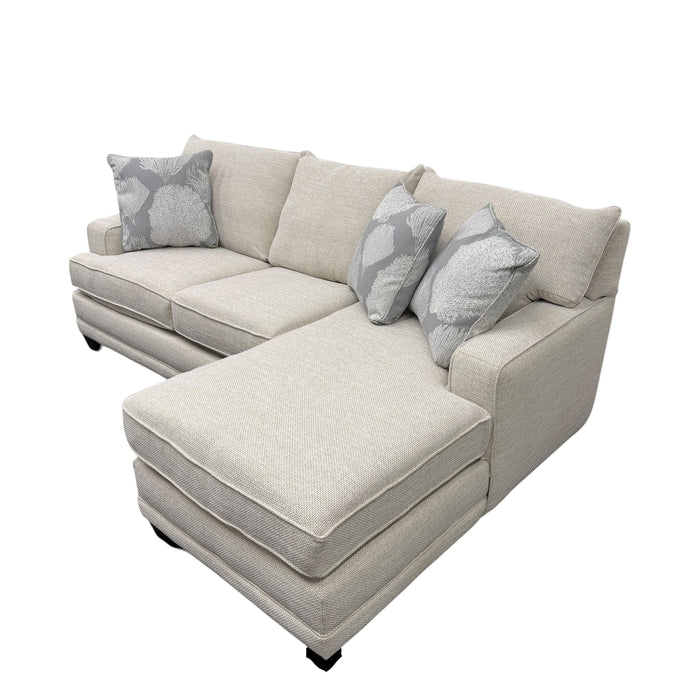 Kennedy Sectional with Right Facing Chaise in Ordona Linen