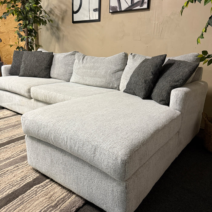 Sectional Sofa with Chaise