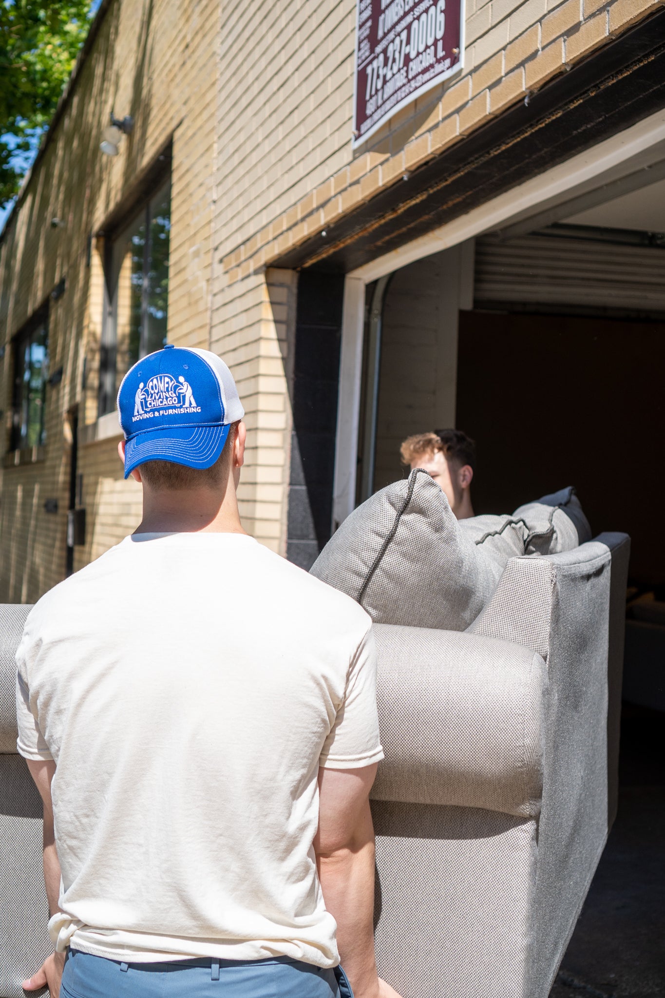 Sell Your Couch in Chicago Comfy Living Chicago