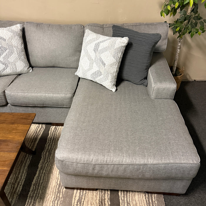 Sectional Sofa with Chaise
