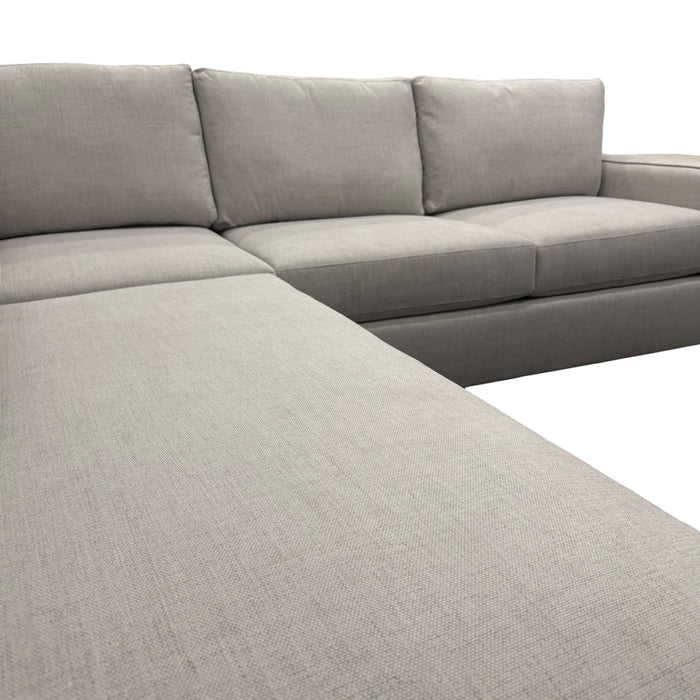 Newport Sectional with Bumper Chaise in Light Gray