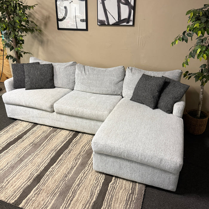Sectional Sofa with Chaise