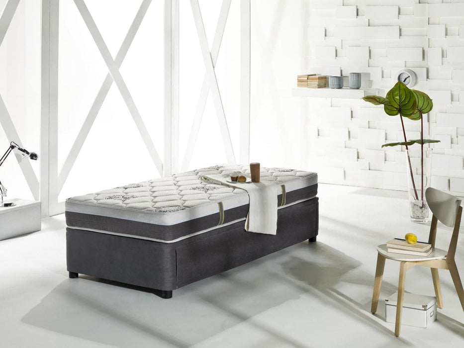 Four Season High Rise With Extra Mattress by Bellona