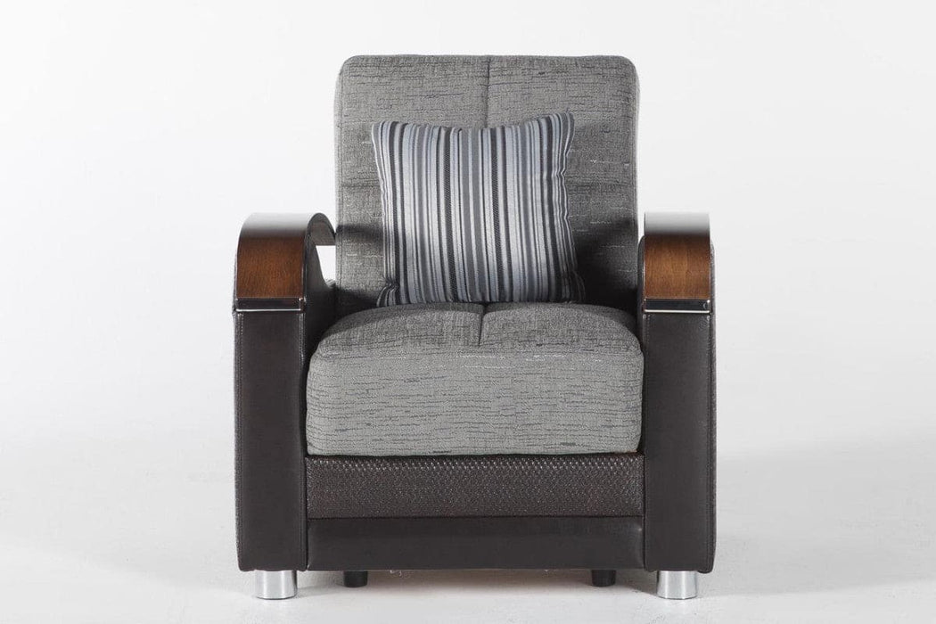 Luna Regal Armchair by Bellona