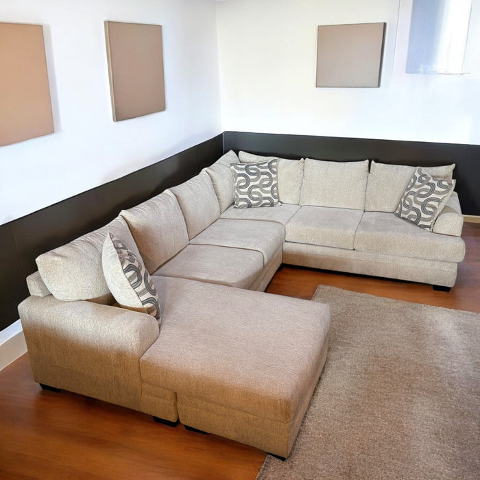 Prairie U Shape Sectional Sofa in Cream