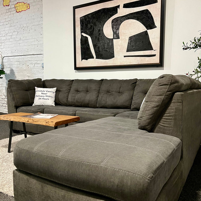 Ashley Gray Tufted Sectional With Right Chaise