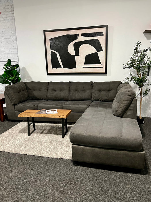 Ashley Gray Tufted Sectional With Right Chaise